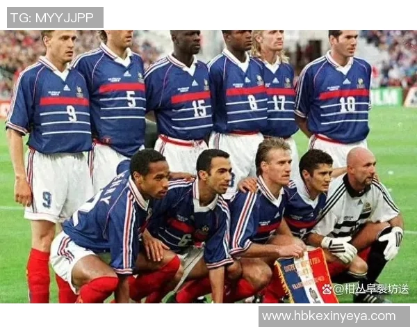 31号球星的传奇之路 从默默无闻到世界足球舞台的闪耀明星